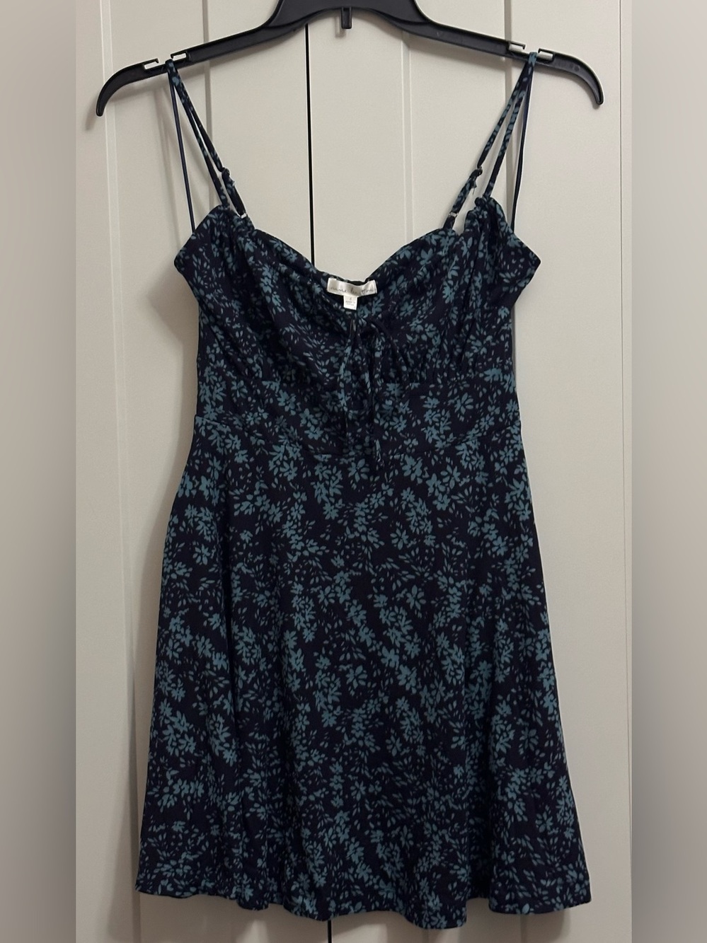 NINE BRITTON Floral Ruched Bust Cami Mini Dress Small w/pockets